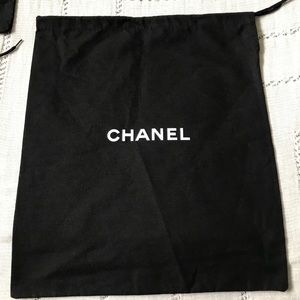 CHANEL DUST BAG
